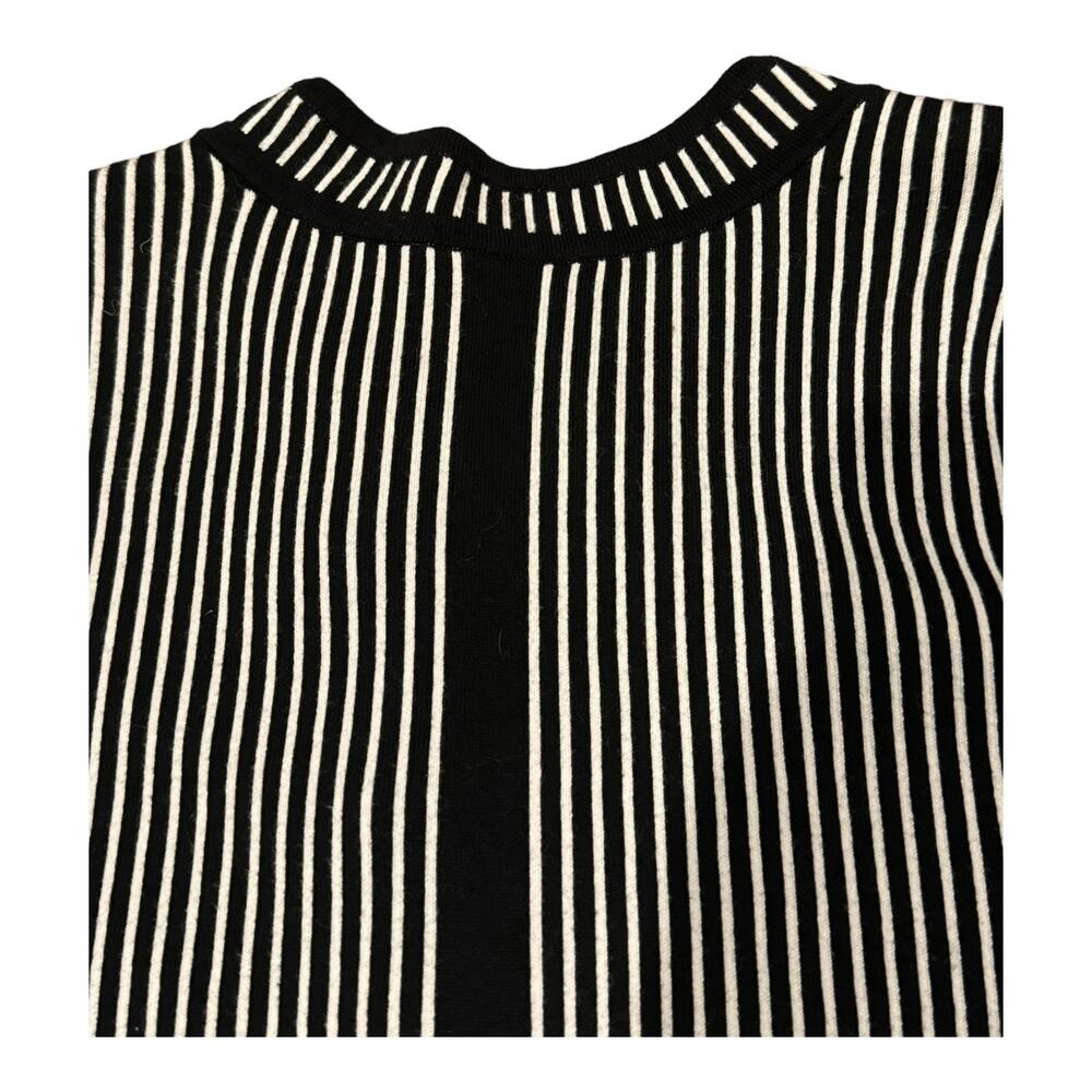 Chico's Natania Black/White Stripe asymmetrical Zip Up Cardigan Sweater size 12 - Picture 8 of 15